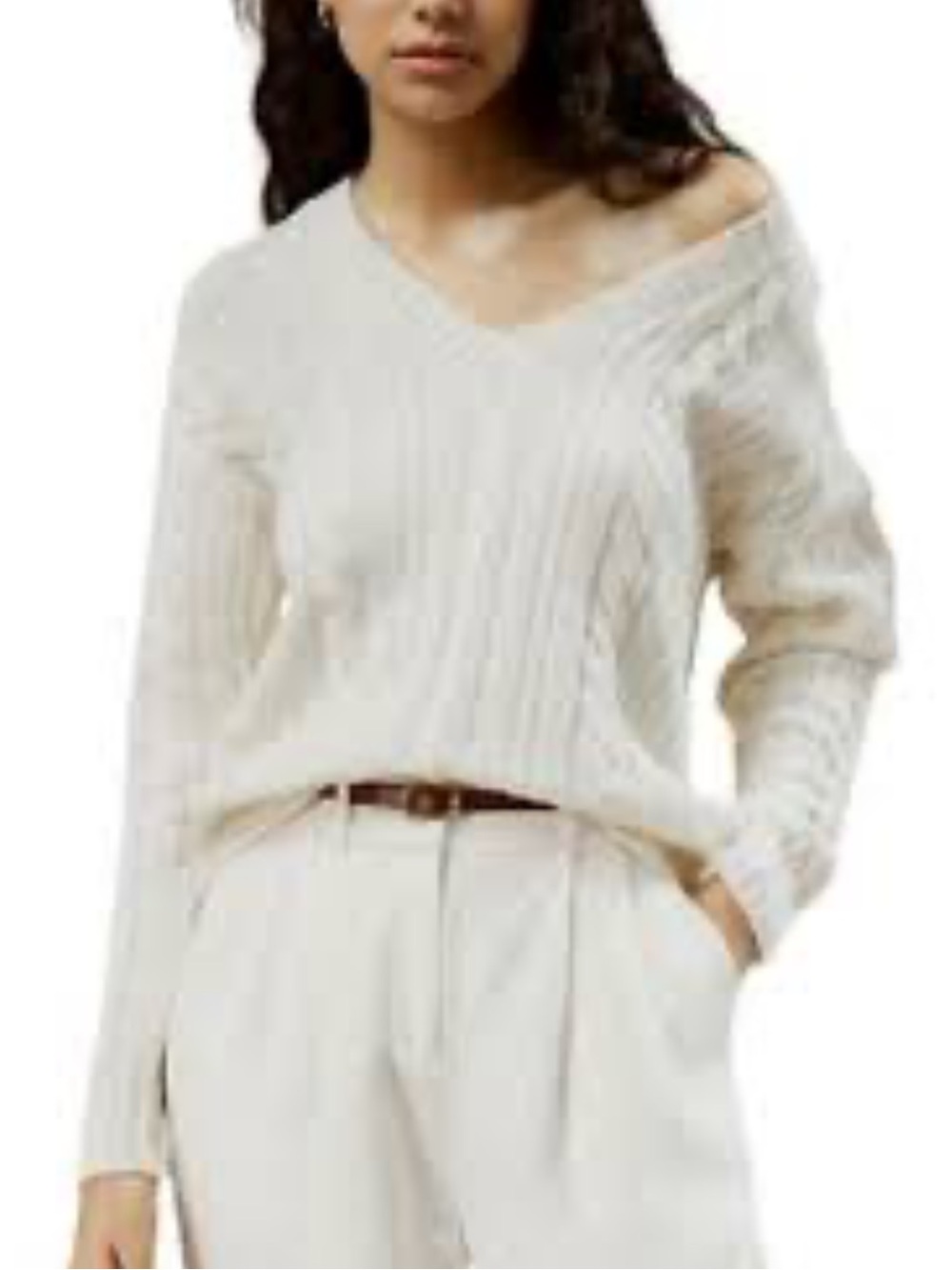 C by Bloomingdale’s Cashmere Cozy V-Neck Cable Knit Sweater in Cream